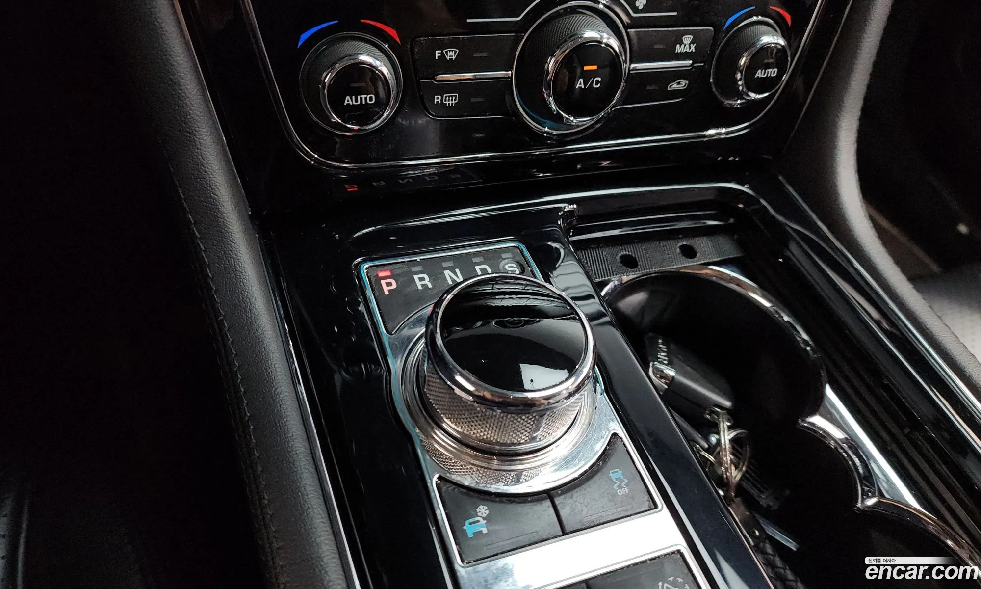 Jaguar XJ 2014 11111111111111111 — 15