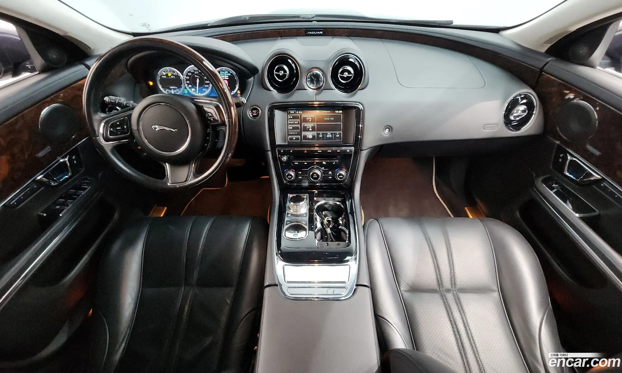 Jaguar XJ 2014 11111111111111111 — 9