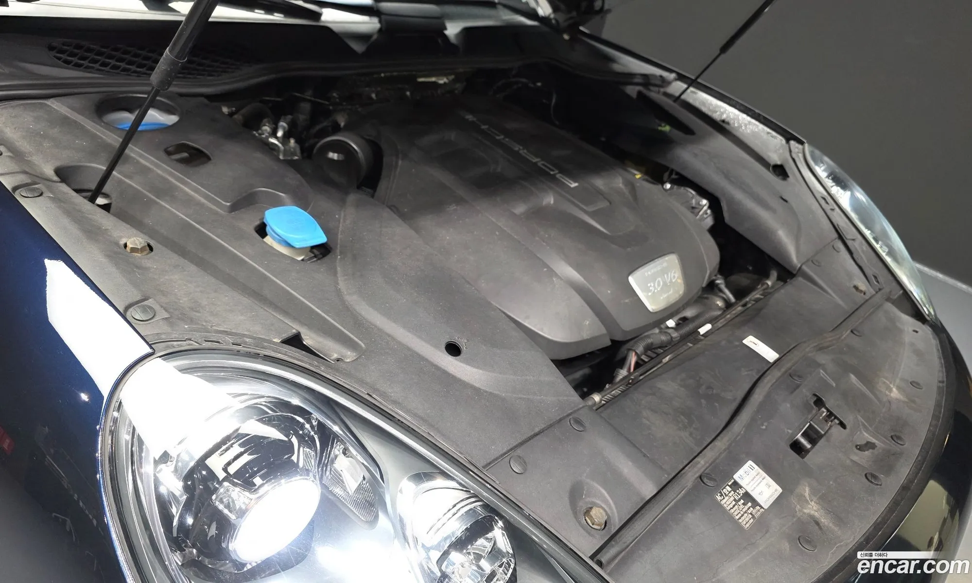 Porsche Cayenne 2015 WP1AF2928GKA41895 — 18