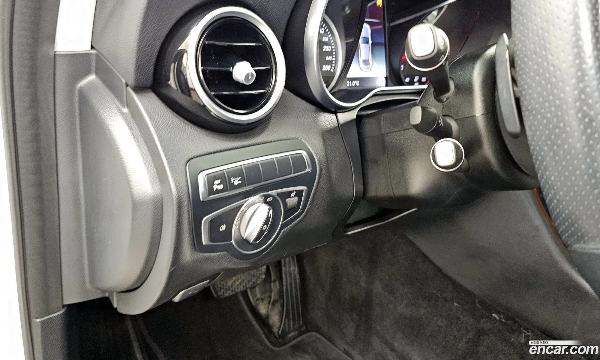 Mercedes-Benz C-Class W205 2018 WDDWF4CB1JF677138 — 20