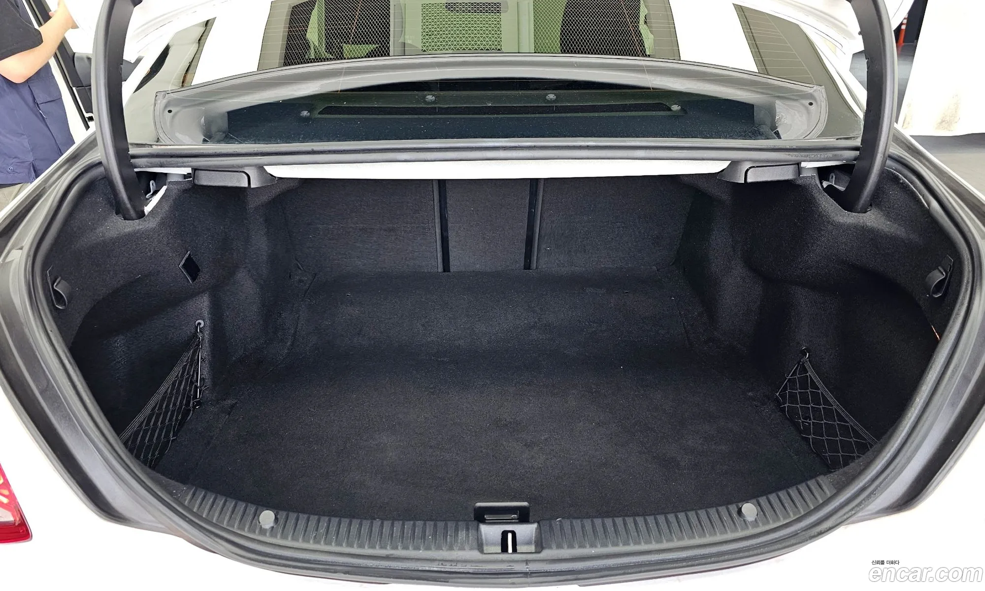 Mercedes-Benz C-Class W205 2018 WDDWF4CB1JF677138 — 18