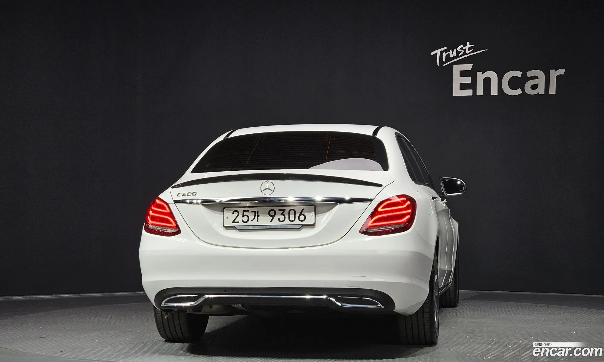 Mercedes-Benz C-Class W205 2018 WDDWF4CB1JF677138 — 16