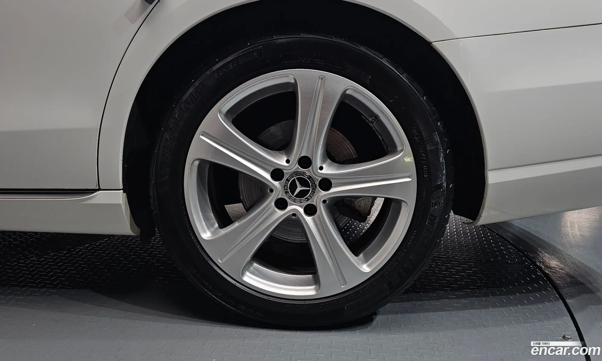 Mercedes-Benz E-Class W213 2018 — 3
