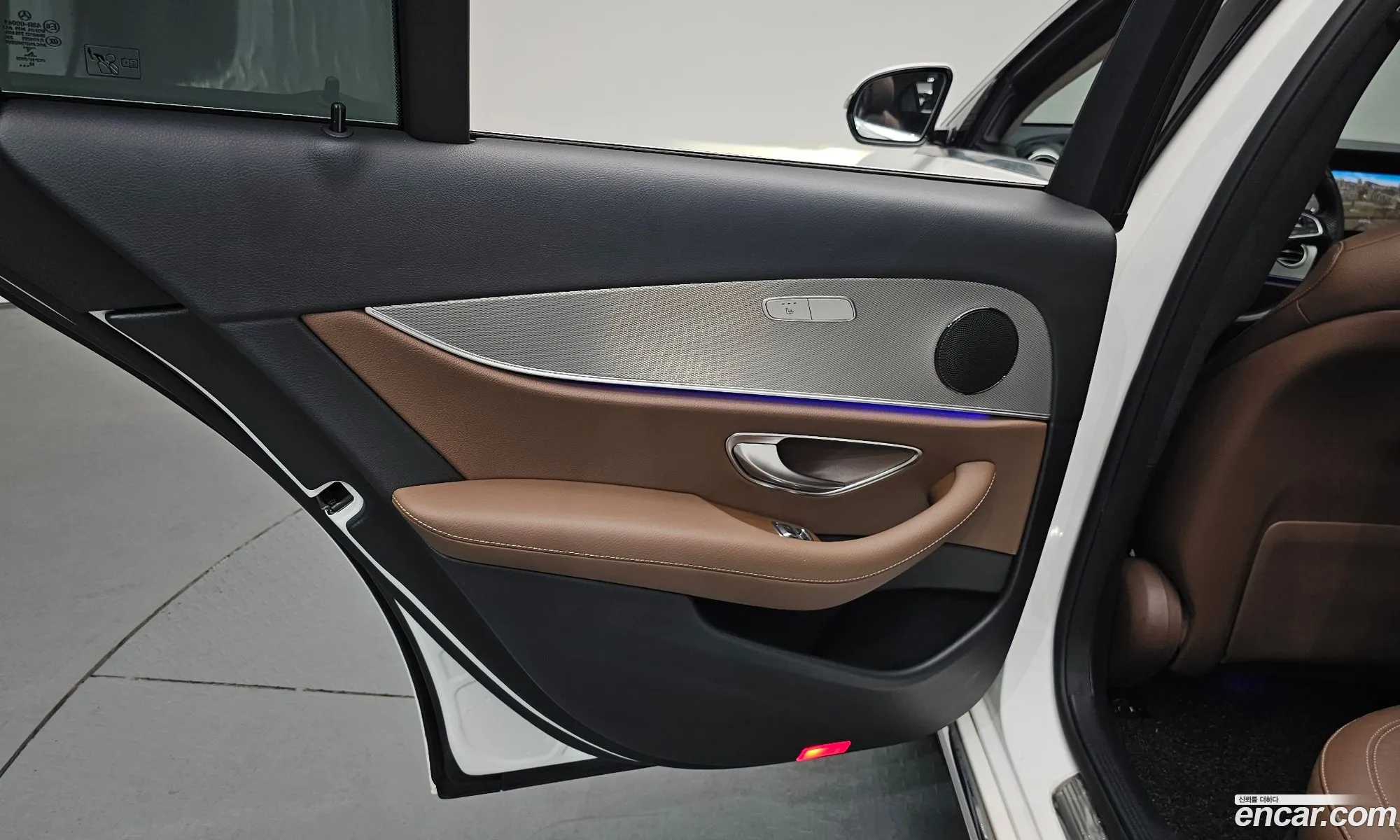Mercedes-Benz E-Class W213 2018 — 13