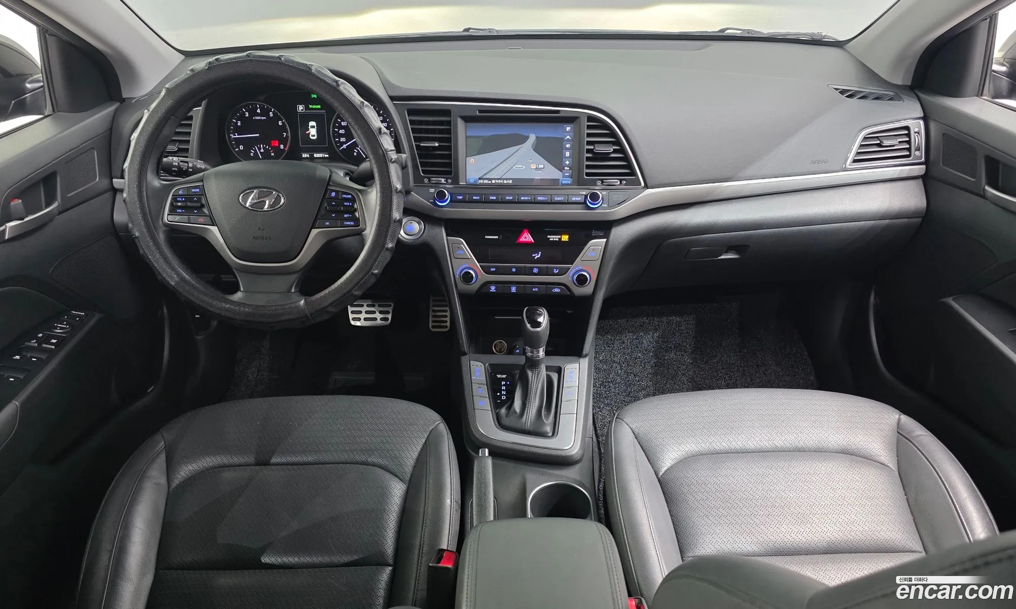 Hyundai Elantra AD 2016 — 4