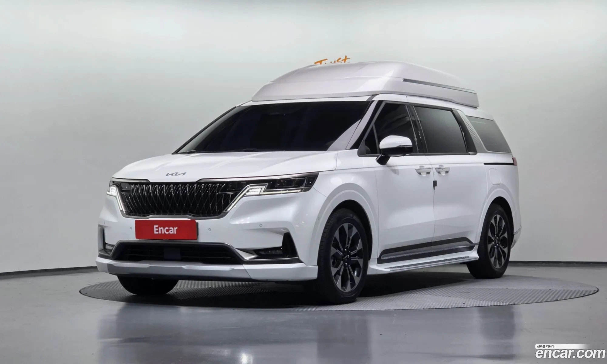 Kia Carnival 2021 — 2