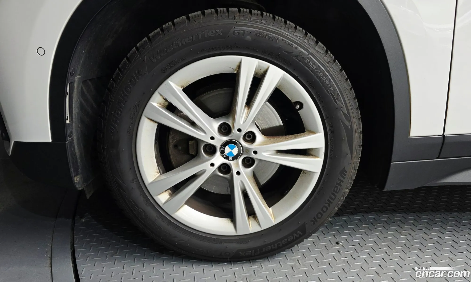 BMW X1 2017 WBAHT9106H5J07076 — 14