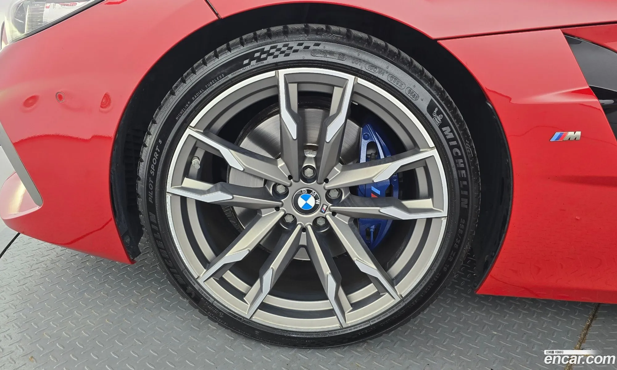 BMW Z4 2020 WBAHF910XLWW64549 — 25