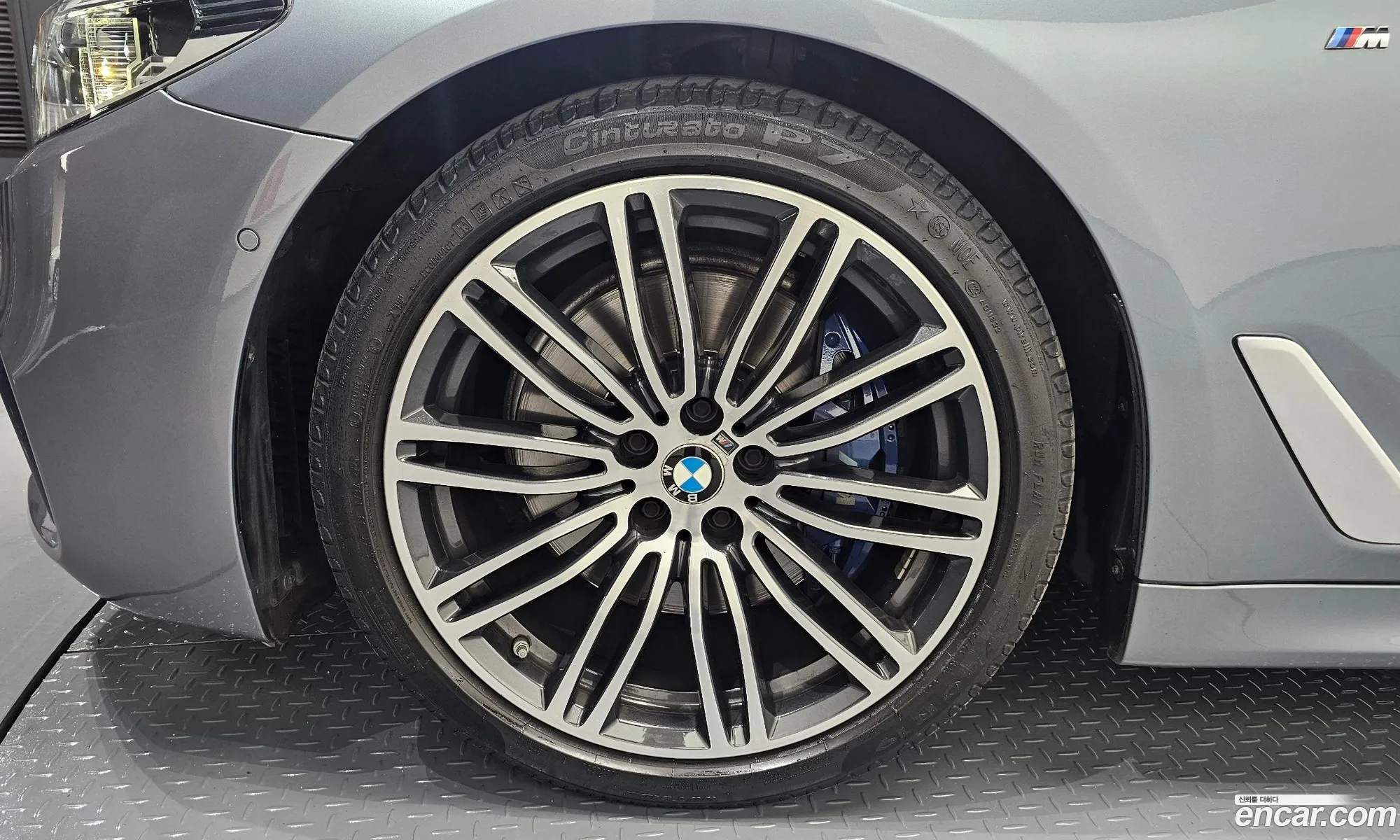 BMW 5 Series 2019 — 9