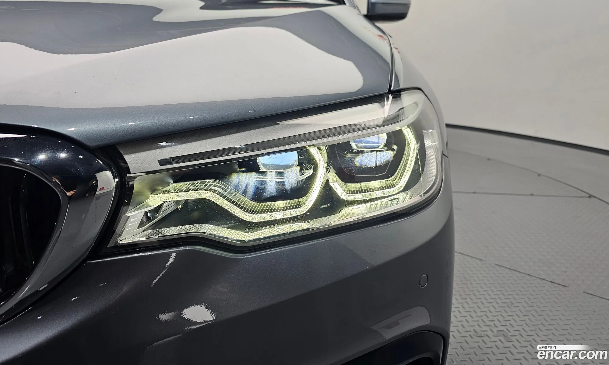 BMW 5 Series 2019 — 30