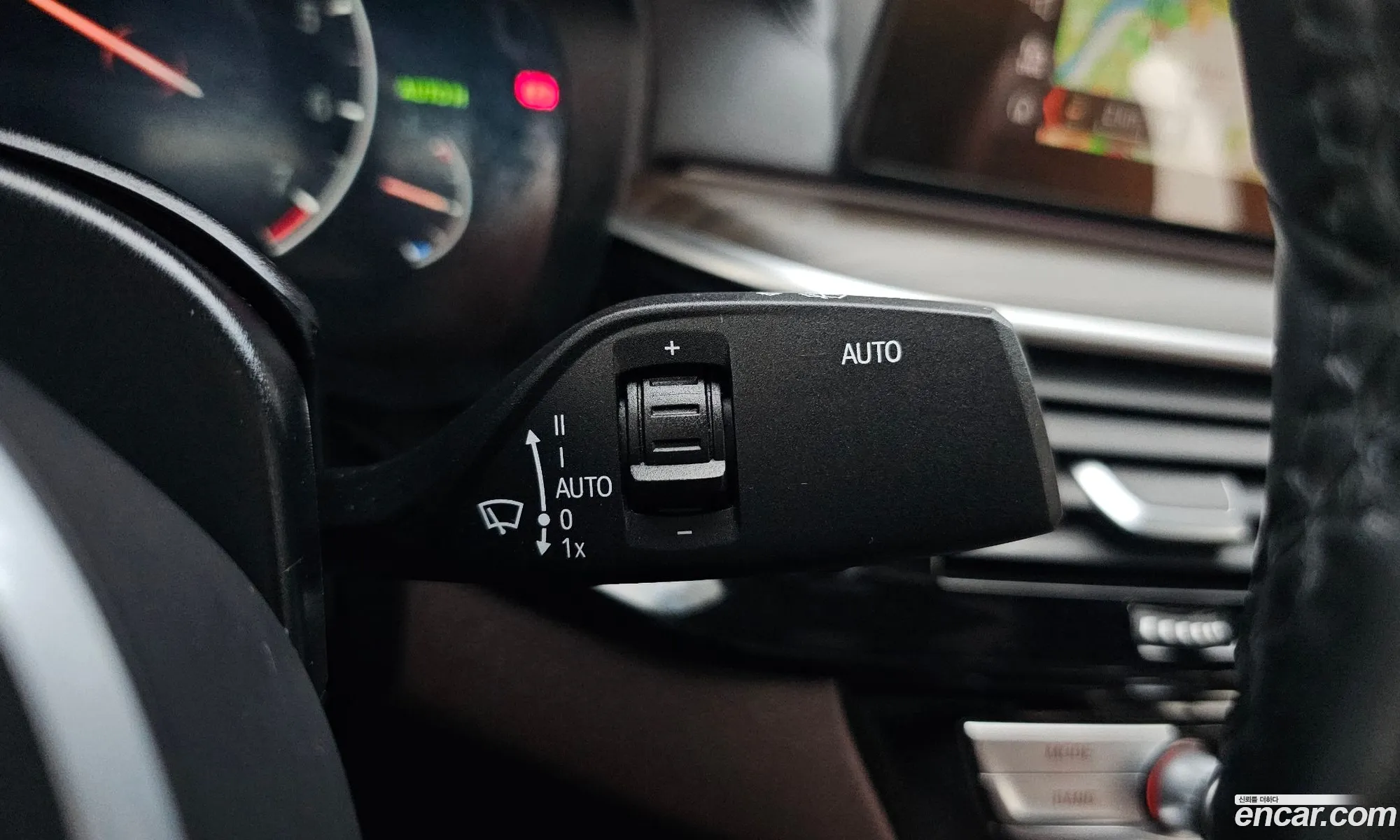 BMW 5 Series 2019 — 16