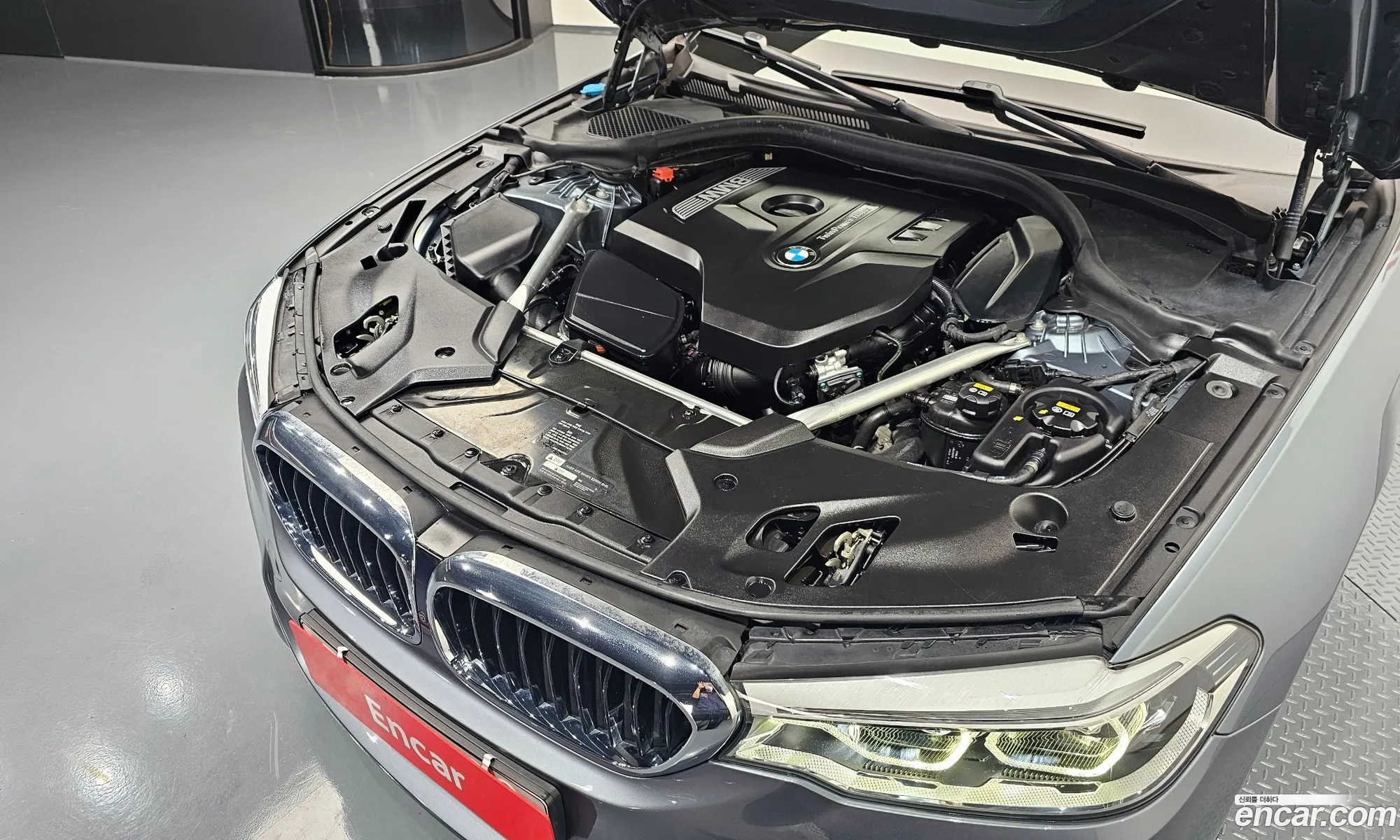 BMW 5 Series 2019 — 29