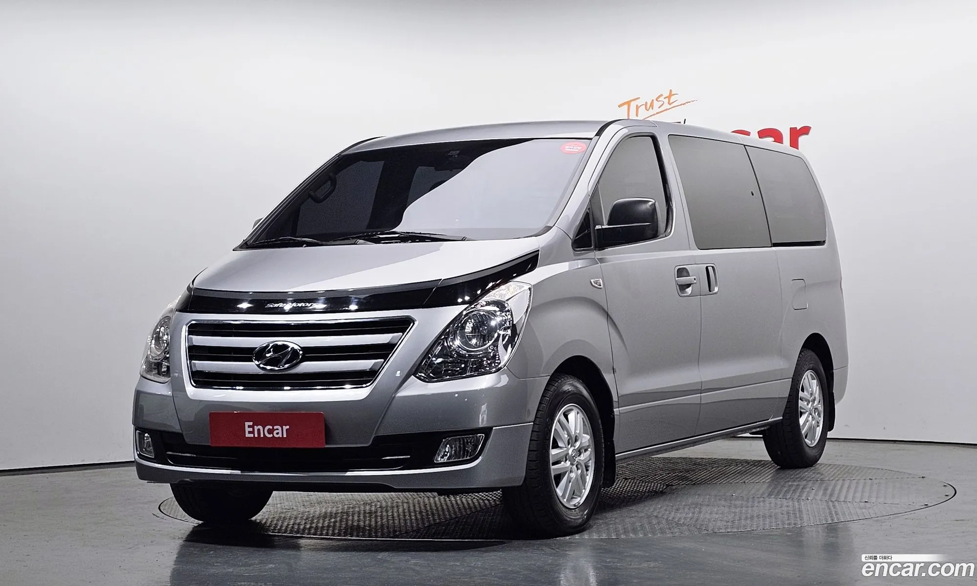 Hyundai Grand Starex 2017 — 3