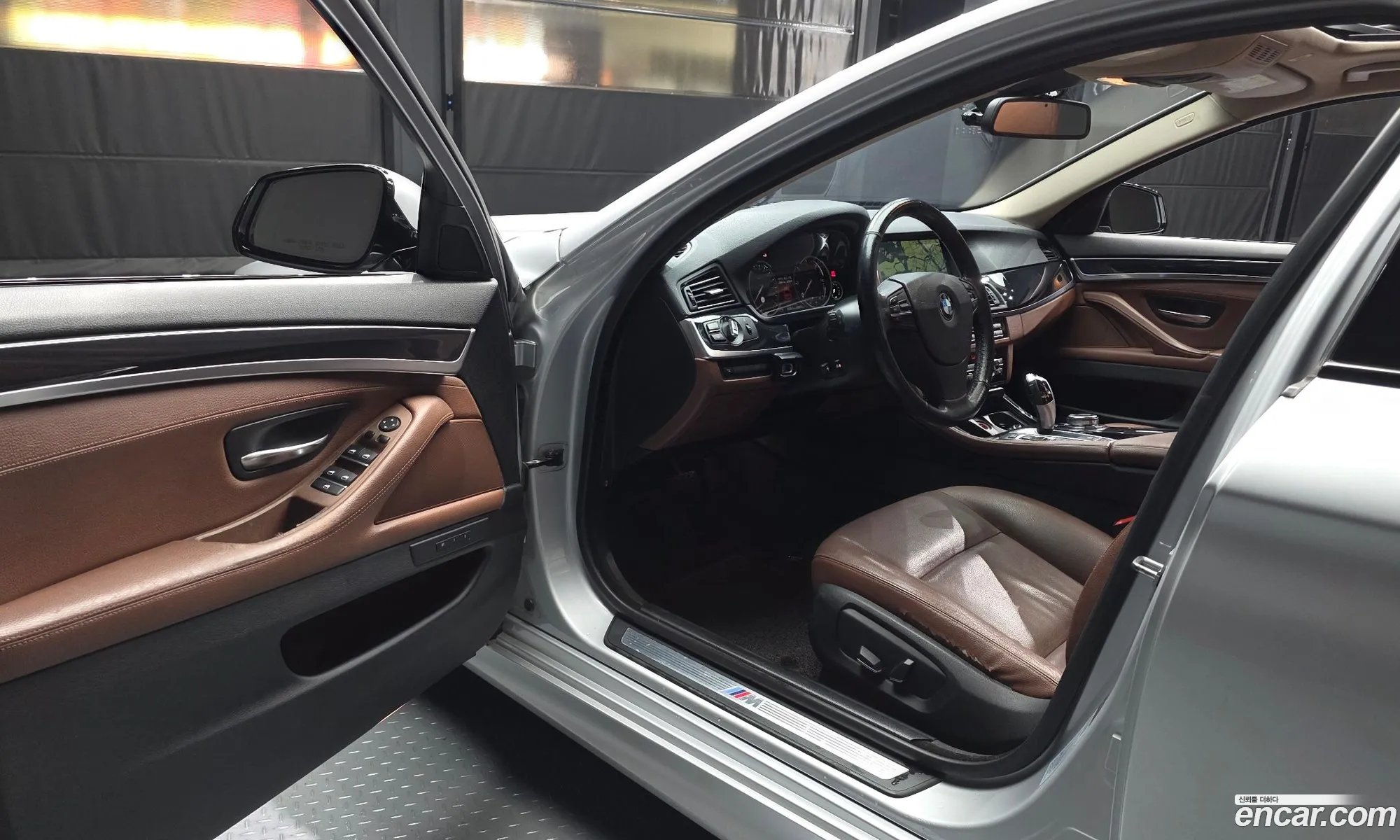 BMW 5 Series 2016 WBA5E7102GG563743 — 4