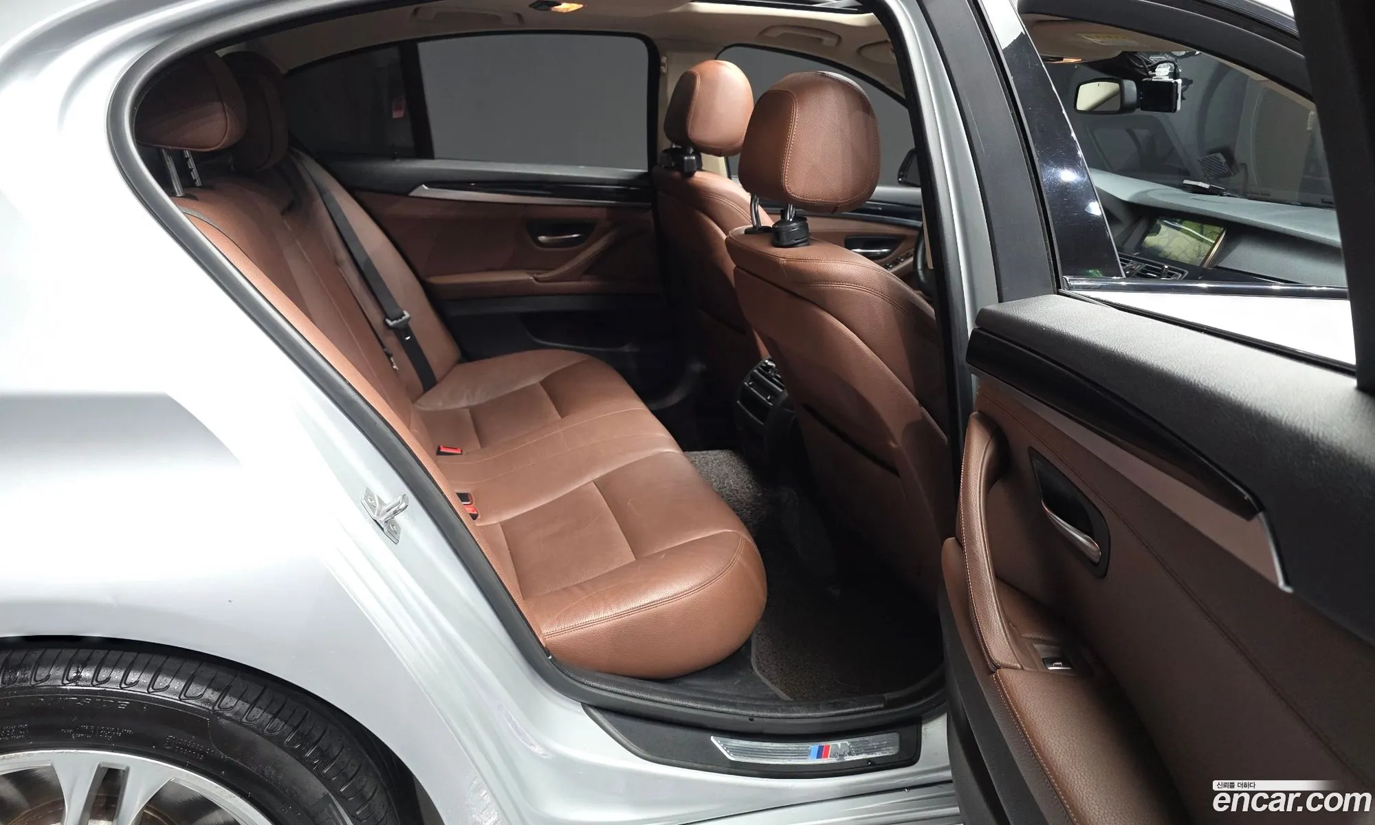 BMW 5 Series 2016 WBA5E7102GG563743 — 5