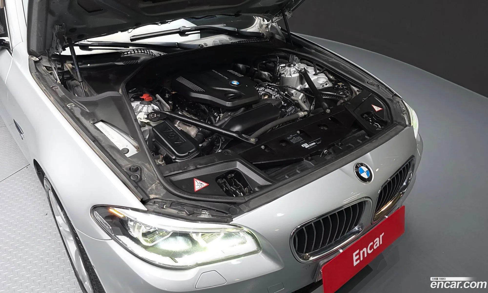 BMW 5 Series 2016 WBA5E7102GG563743 — 10
