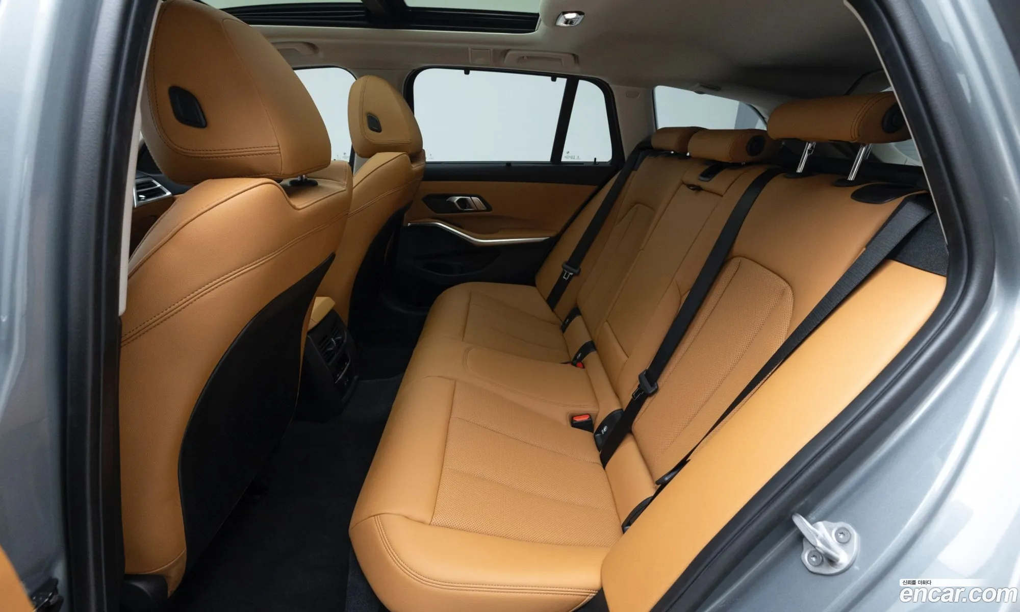 BMW 3 Series 2025 — 12