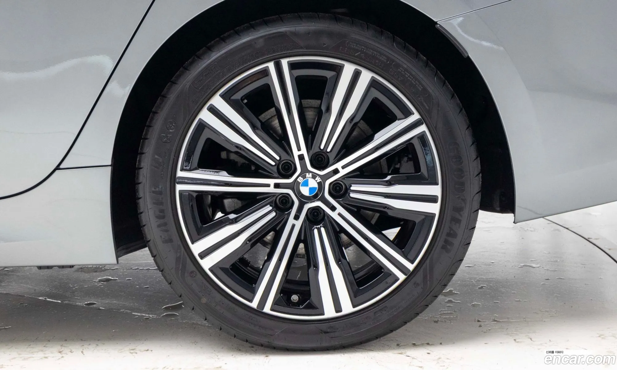 BMW 3 Series 2025 — 2