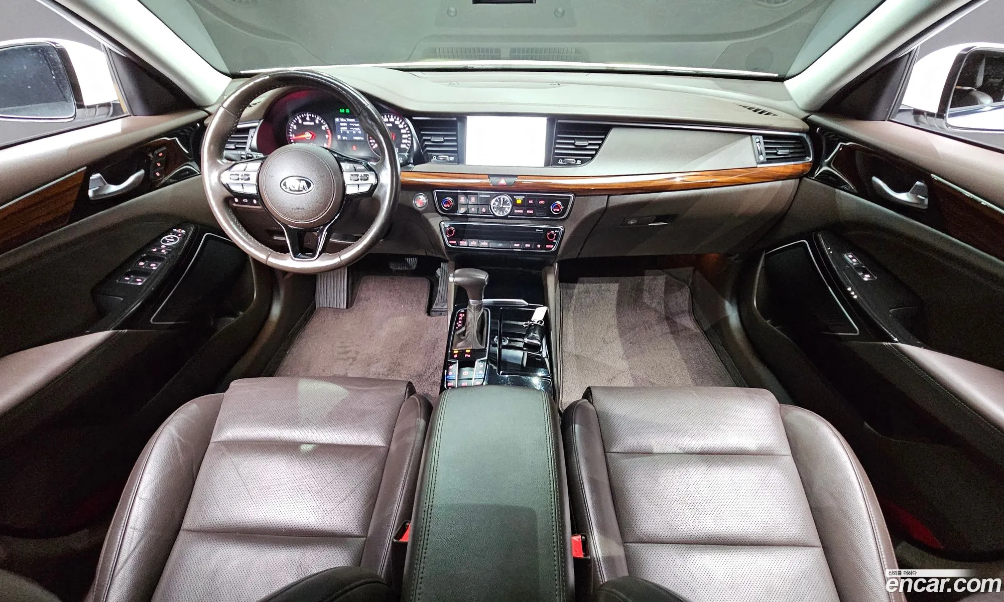 Kia K7 2017 — 2