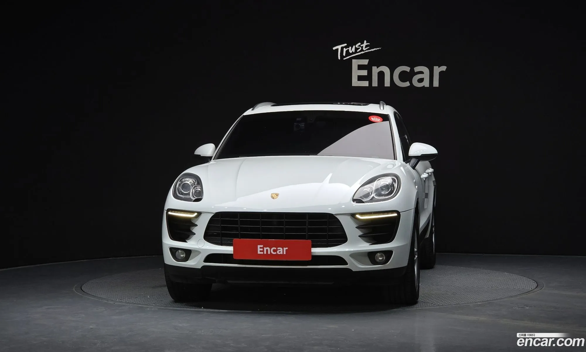Porsche Macan 2016 WP1AD2955GLB61387 — 17