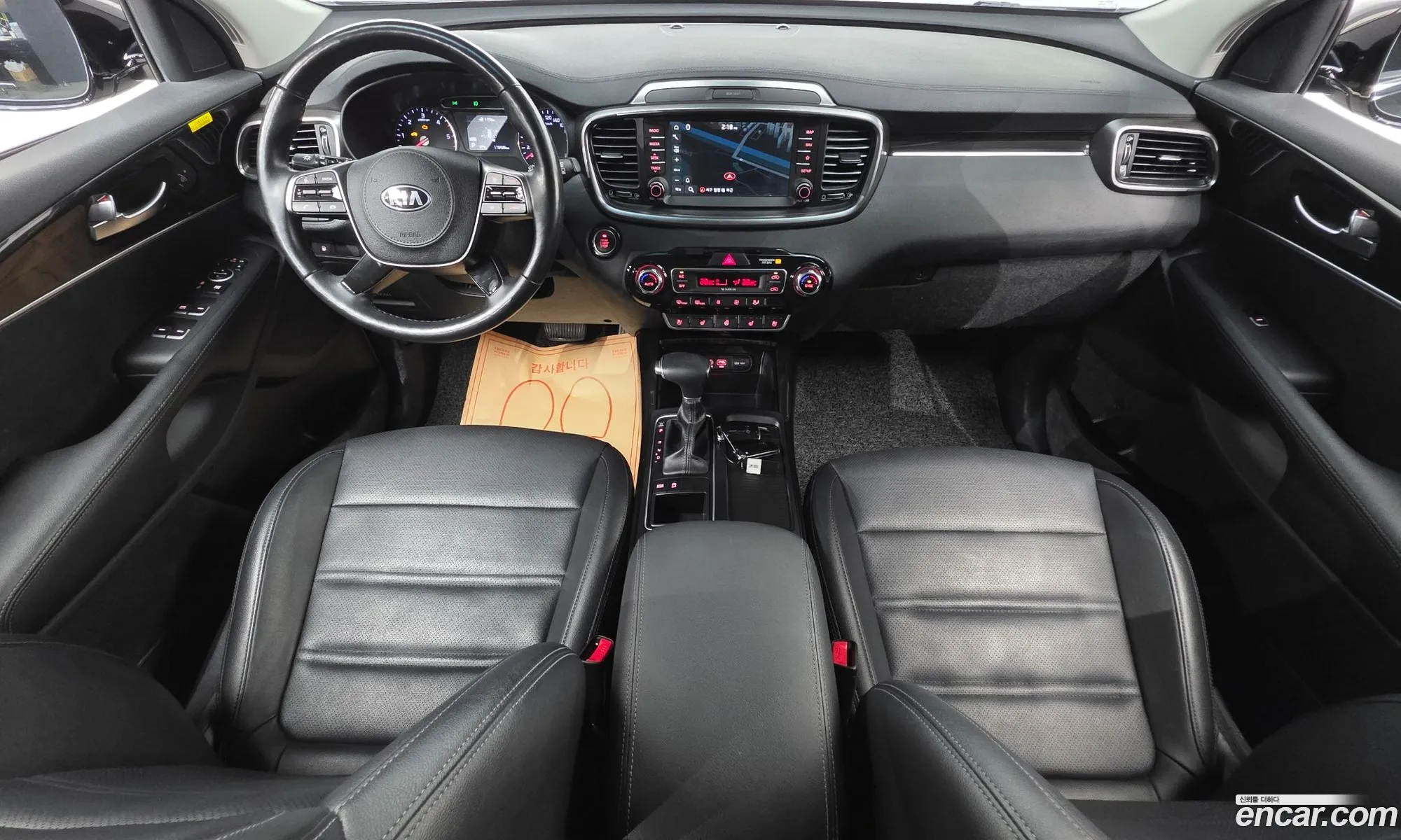 Kia Sorento 2018 KNAPG81BBJA446091 — 2