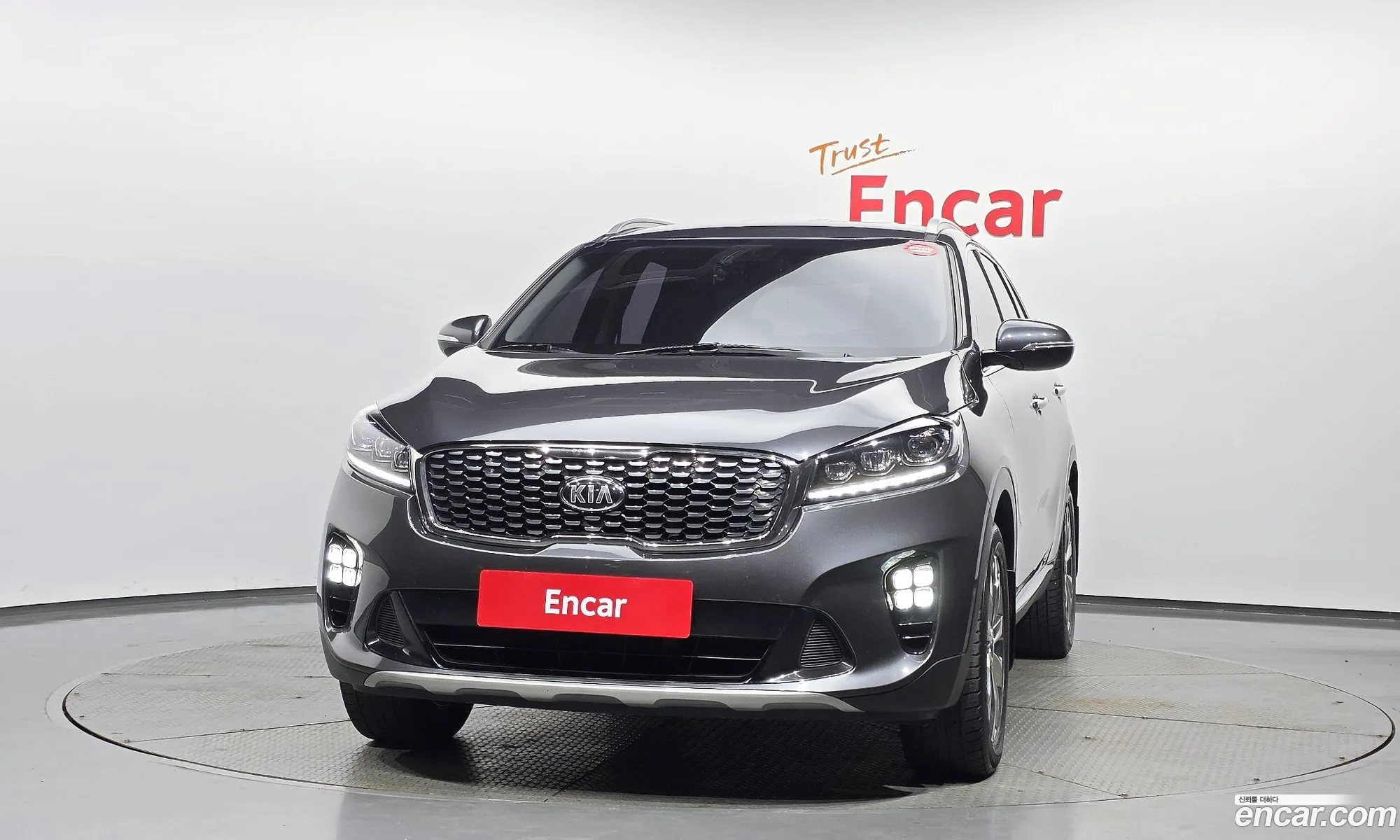 Kia Sorento 2018 KNAPG81BBJA446091 — 4