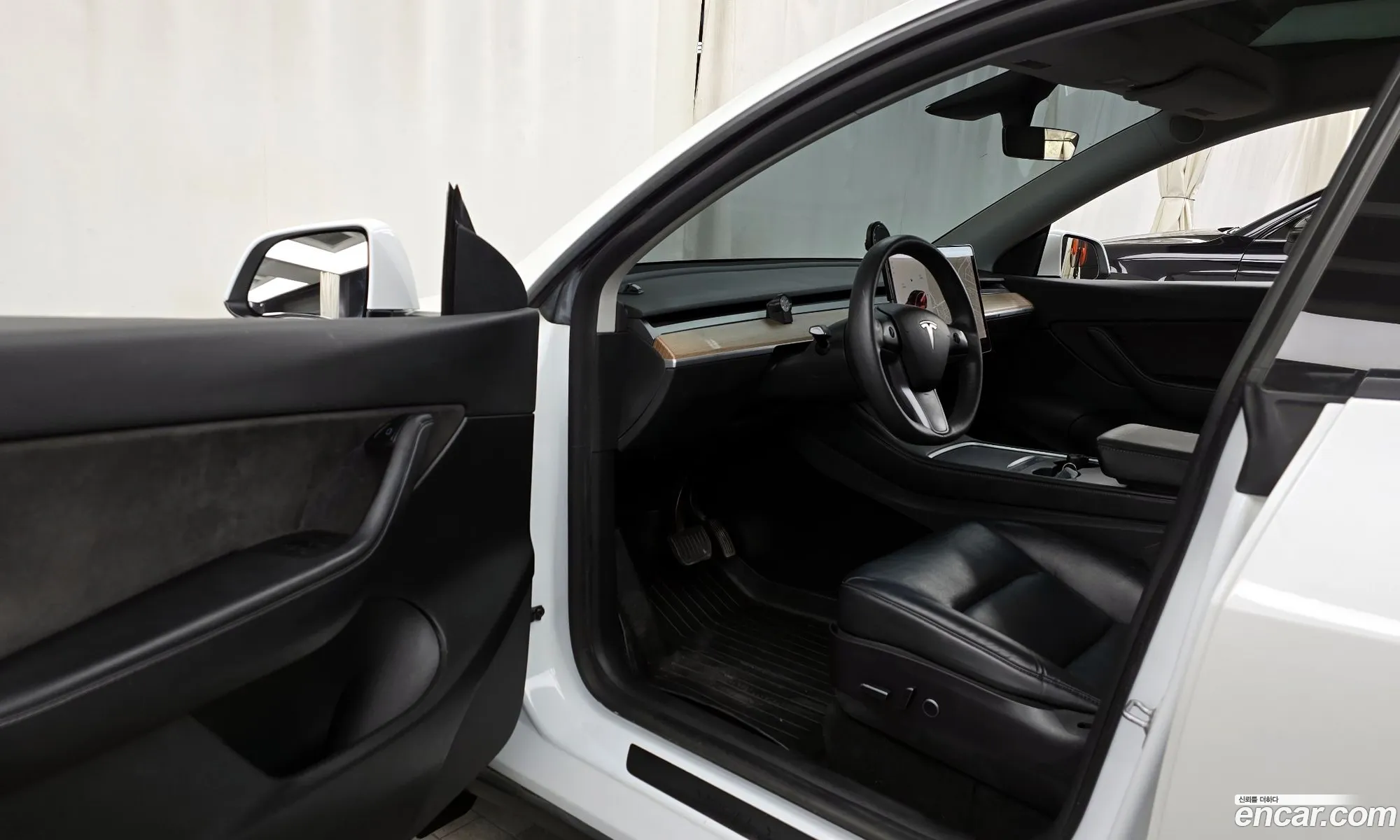 Tesla Model Y 2021 5YJYGDED2MF238036 — 8