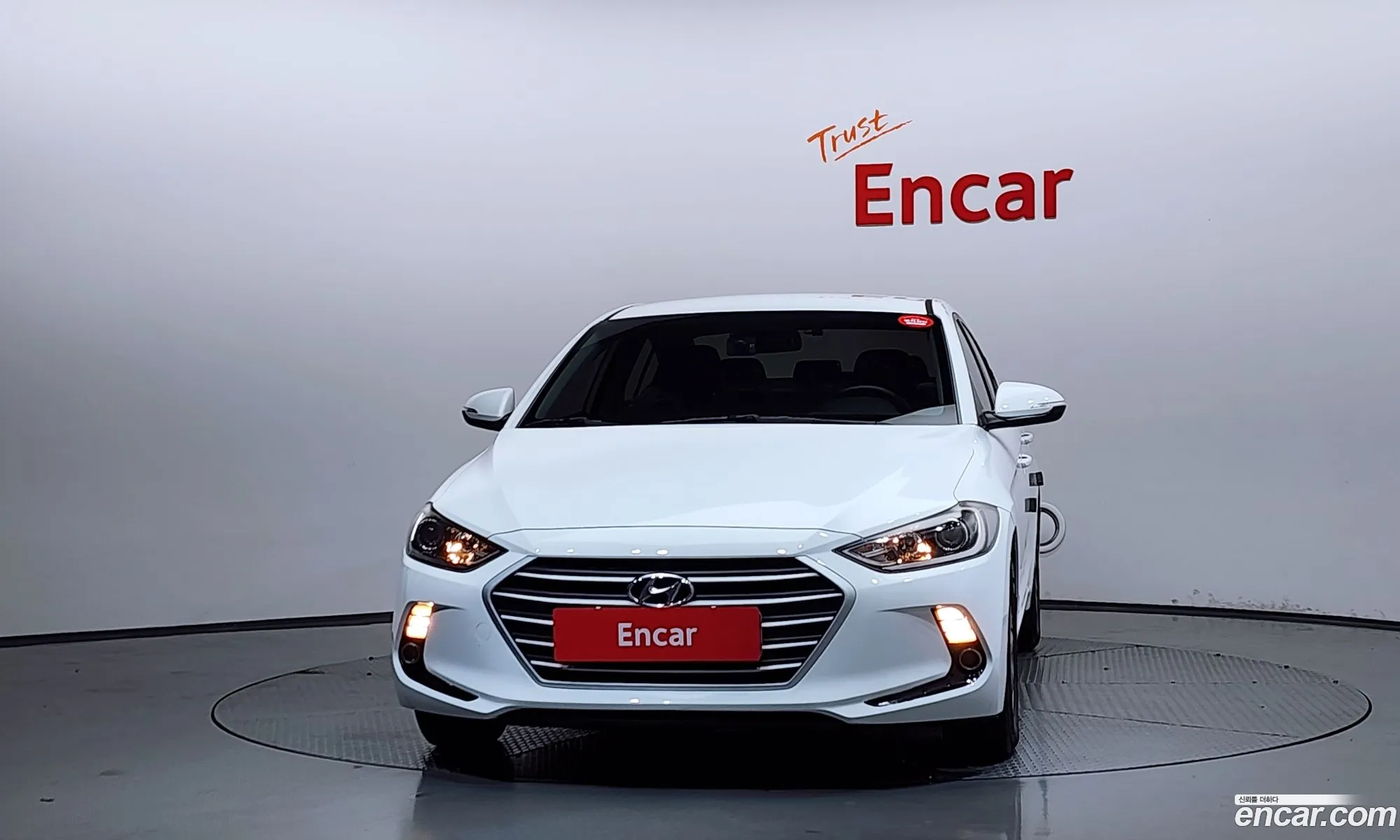 Hyundai Elantra AD 2016 — 3
