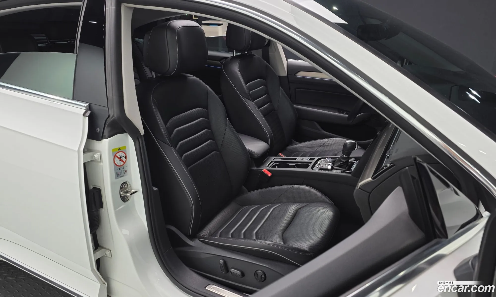 Volkswagen Arteon 2019 — 18