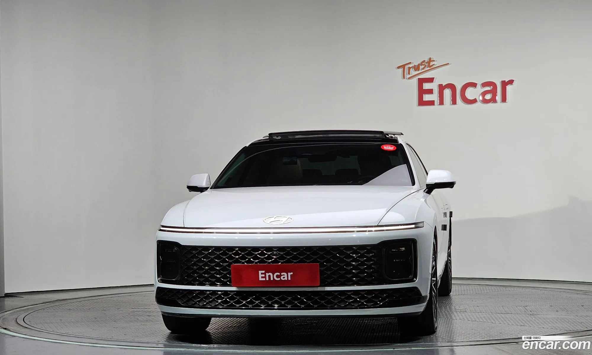 Hyundai Grandeur Hybrid 2023 — 3
