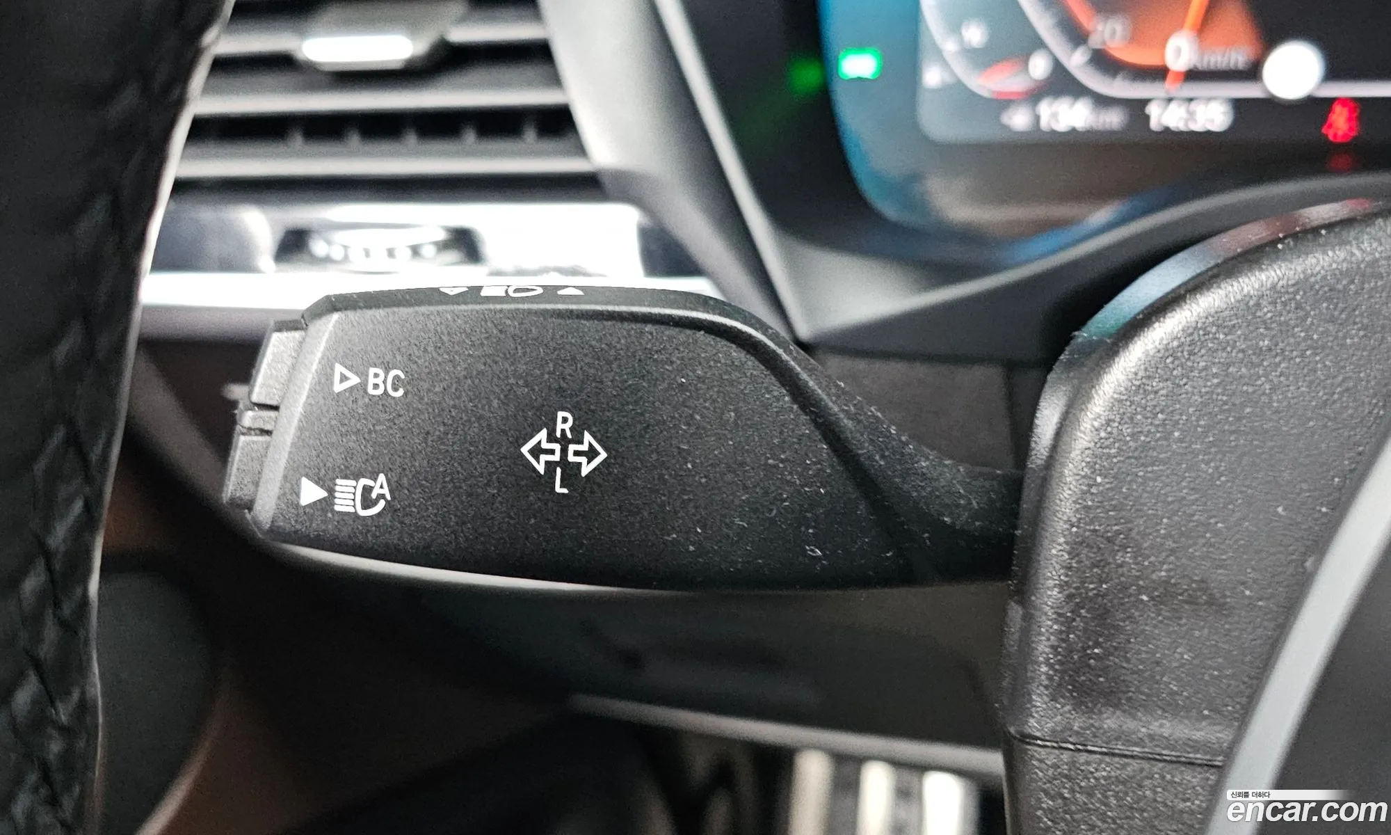 BMW X4 2020 WBA2V9104L9B20364 — 12