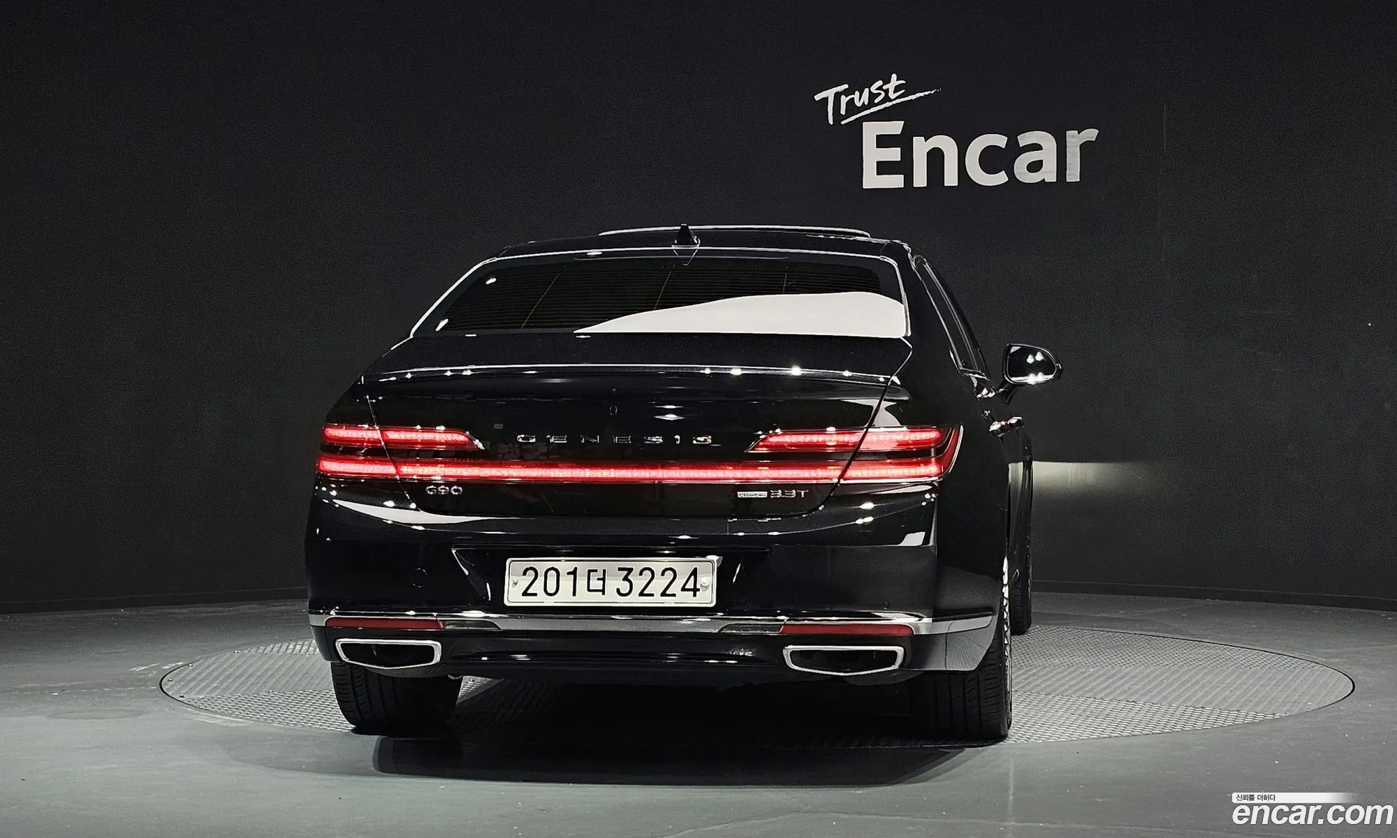 Genesis G90 2019 — 2