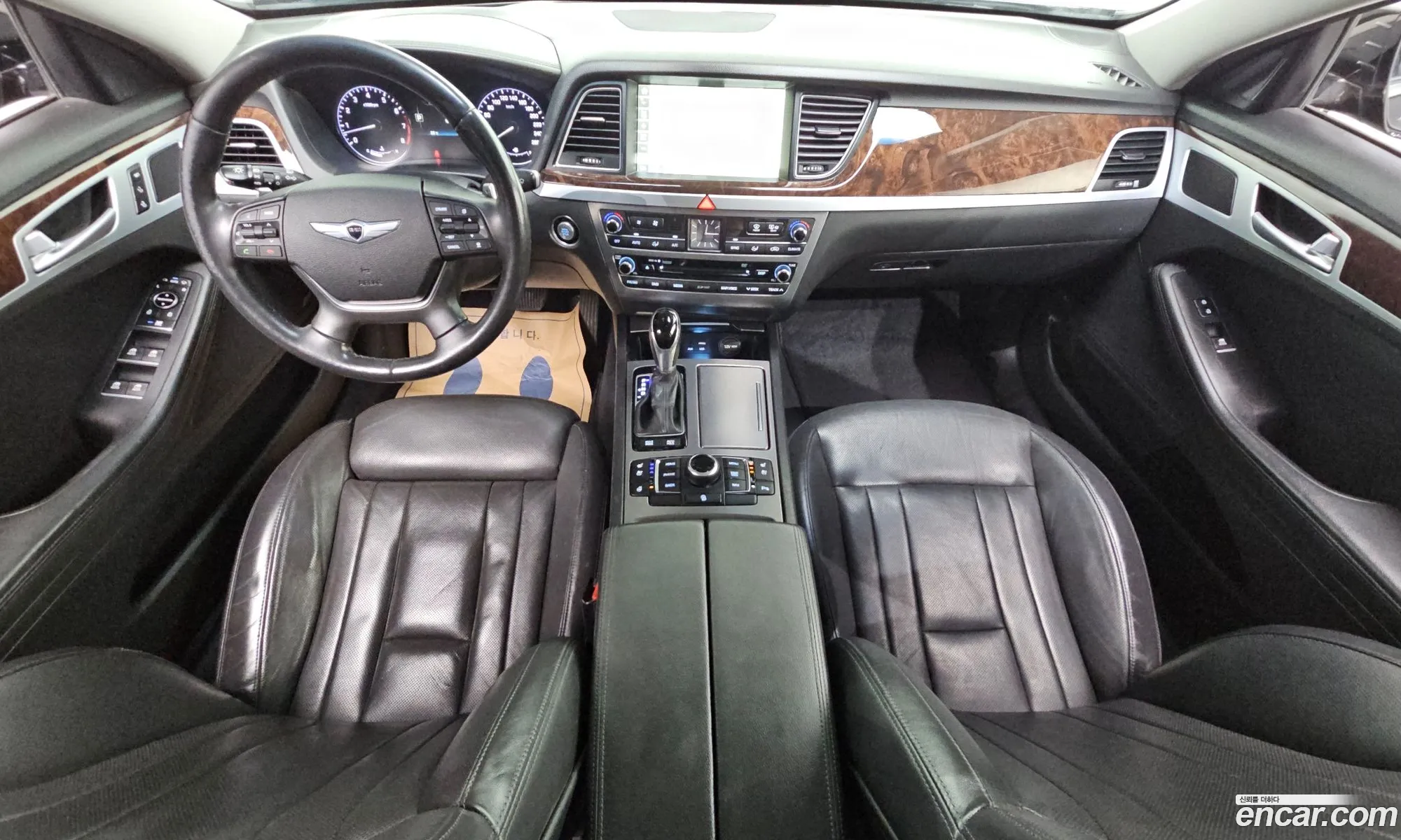 Hyundai Genesis DH 2014 — 3