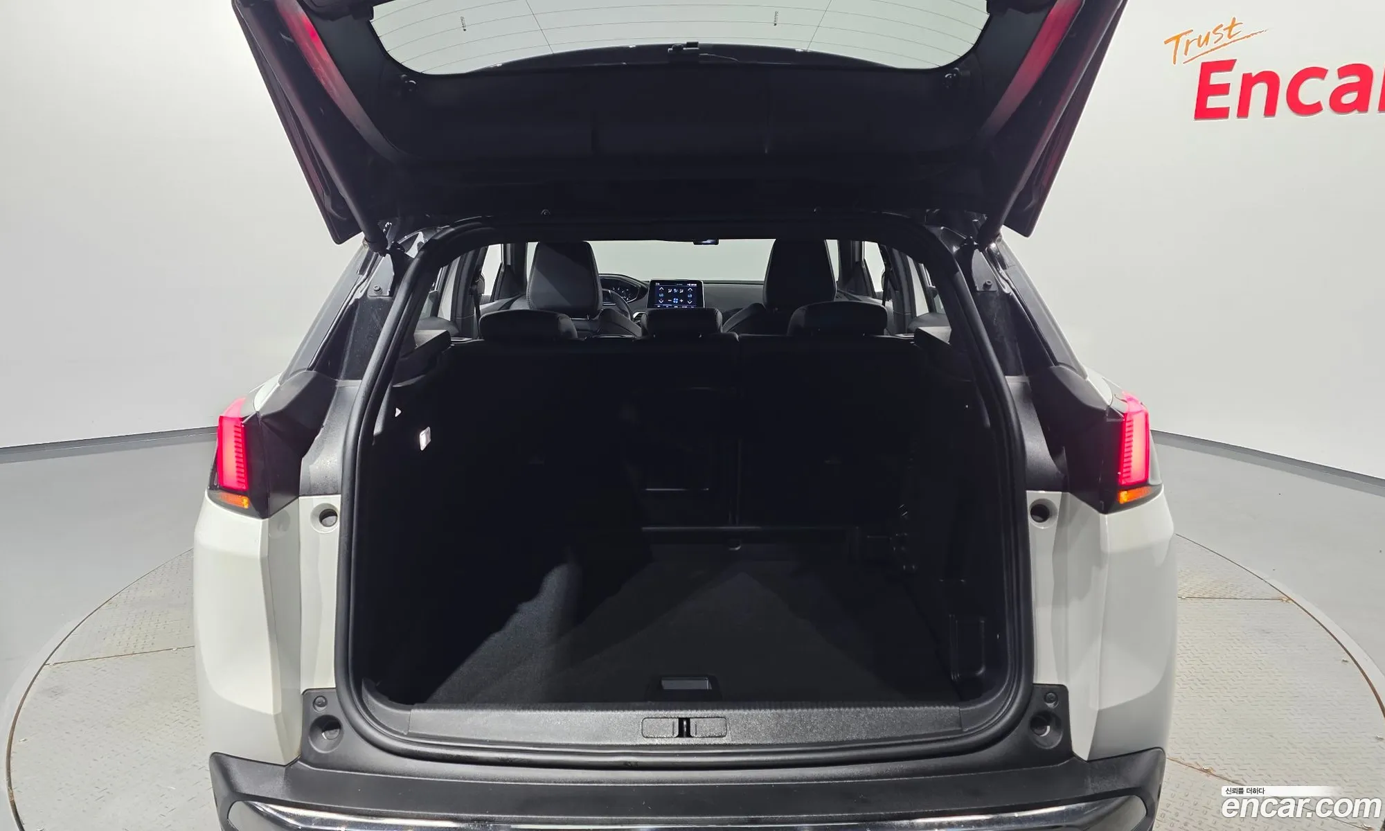 Peugeot 3008 2021 — 4