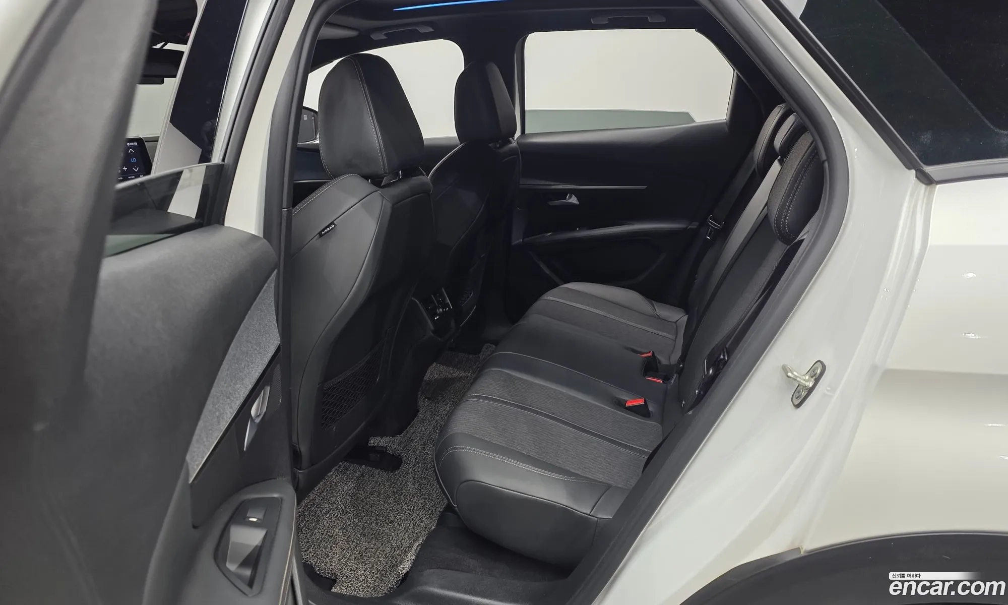 Peugeot 3008 2021 — 18