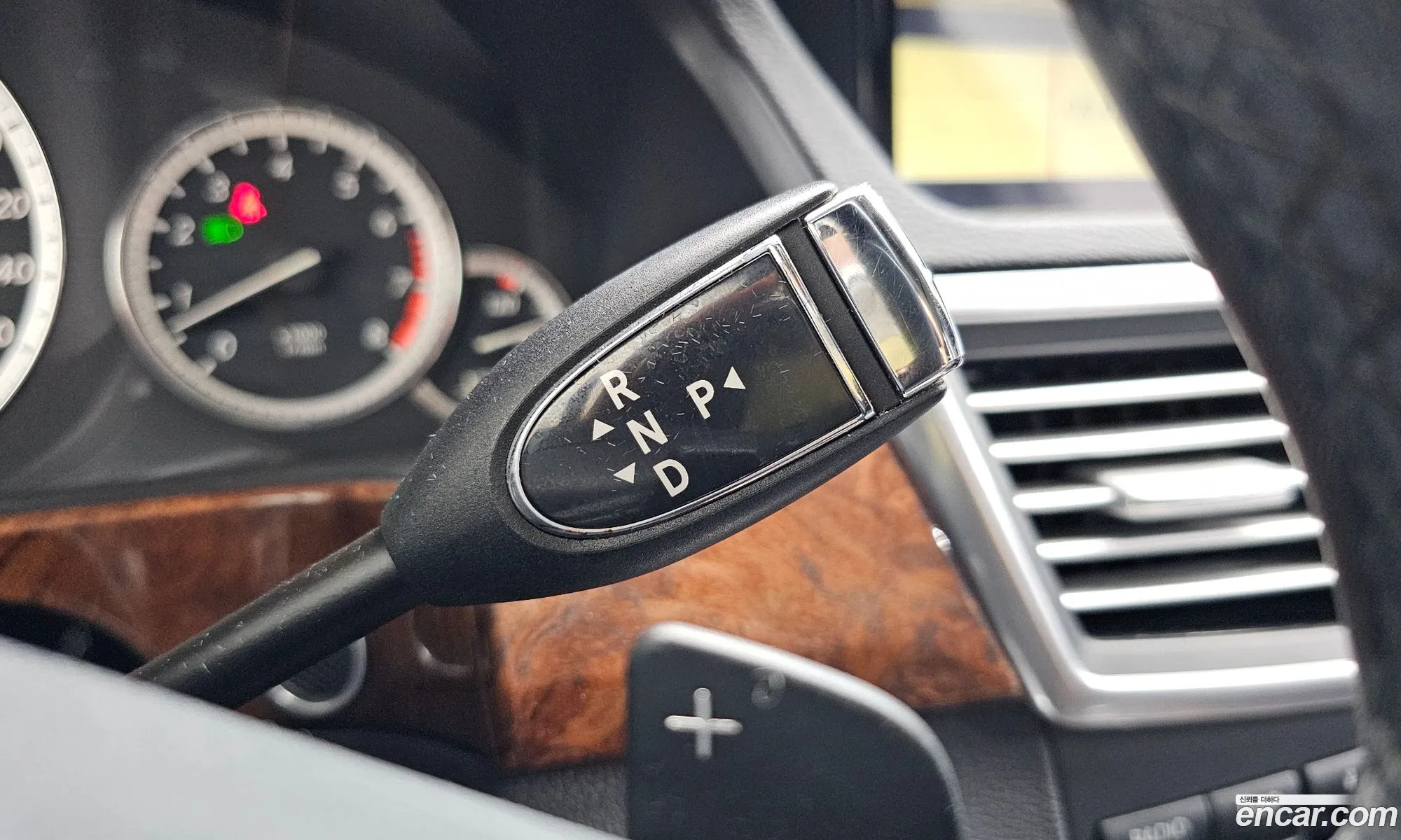 Mercedes-Benz E-Class W212 2012 WDDHF5DB0CA536672 — 19