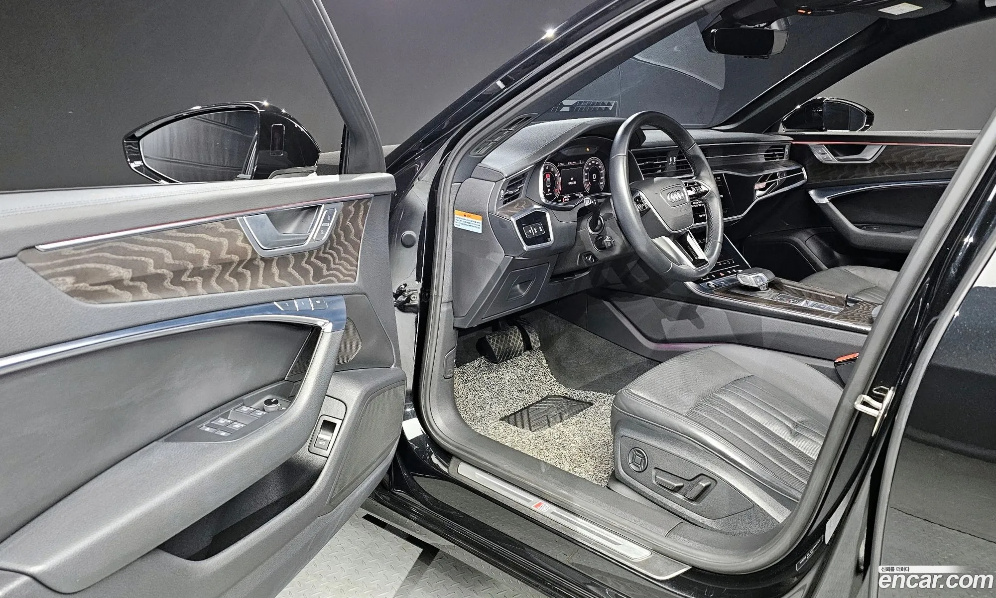 Audi A6 2021 WAUZZZF20MN044015 — 15