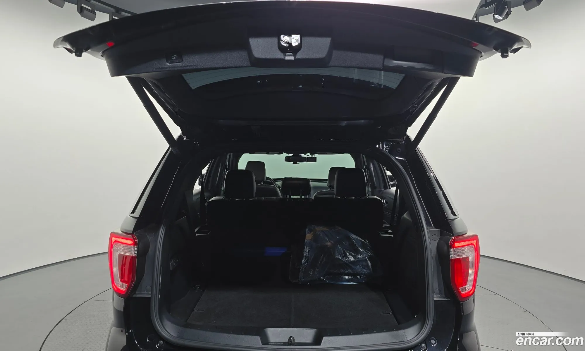 Ford Explorer 2019 1FM5K8FH9KGA48016 — 10