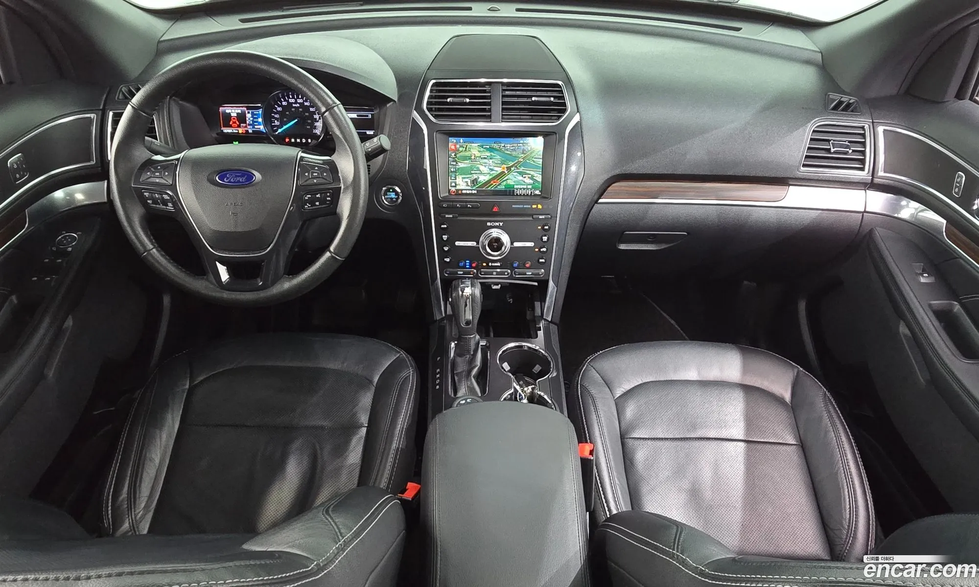 Ford Explorer 2019 1FM5K8FH9KGA48016 — 18