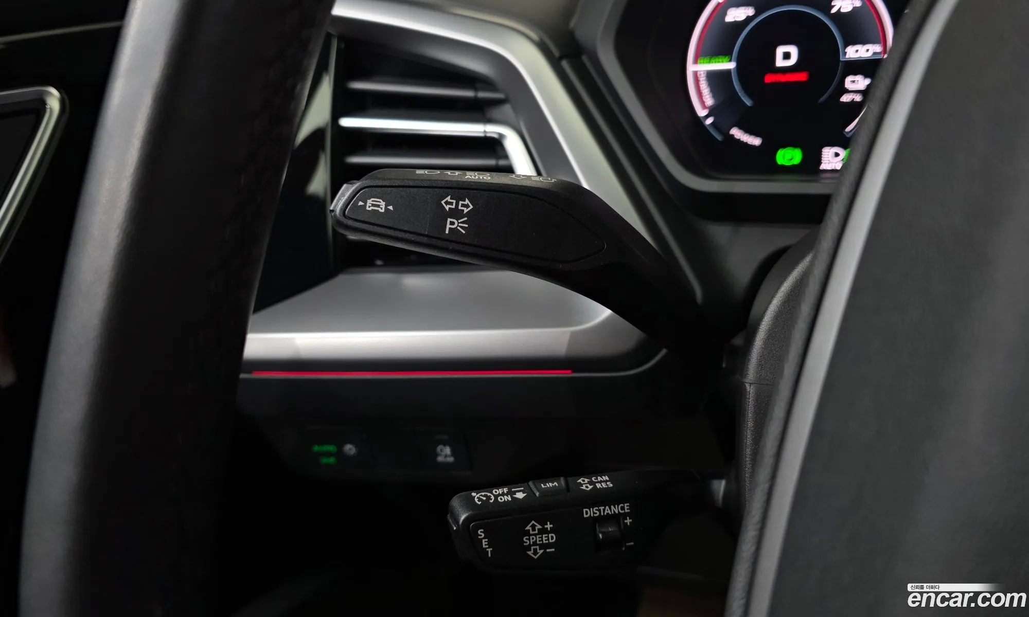 Audi Q4 e-tron 2023 WAUZZZFZ7PP038931 — 8