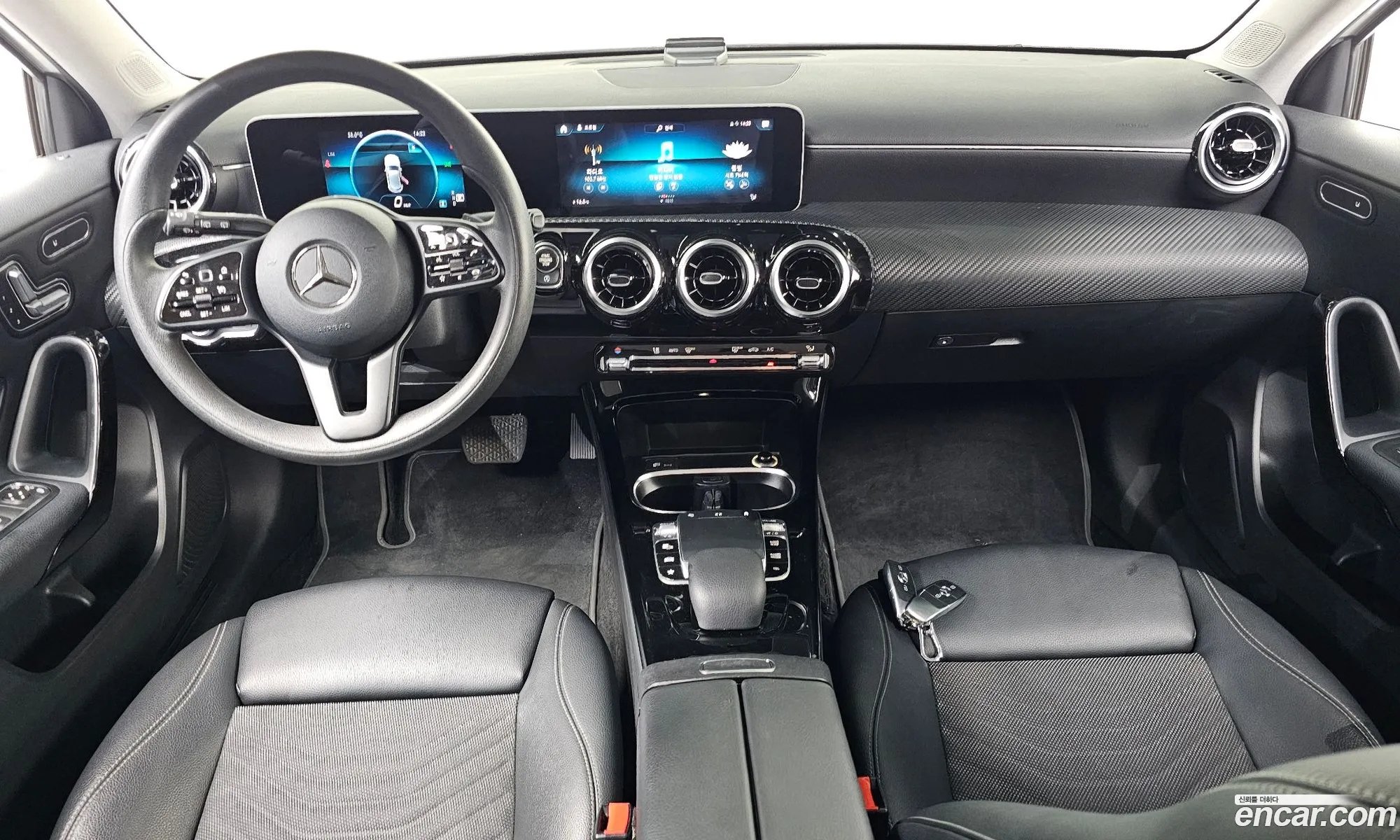 Mercedes-Benz A-Class W177 2019 — 11