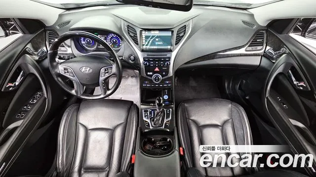 Hyundai Grandeur HG Hybrid 2016 — 4