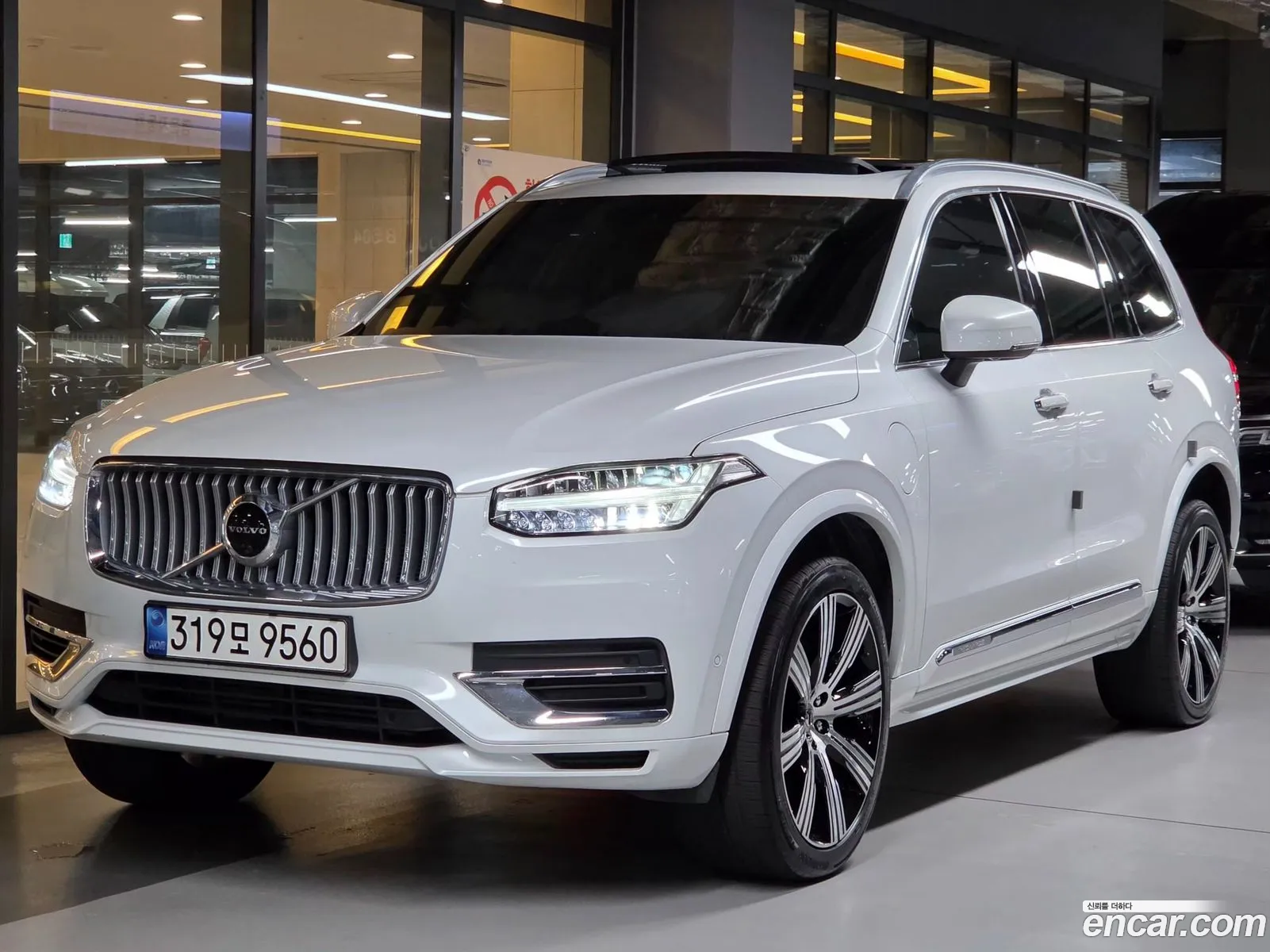 Volvo XC90 2022 — 18