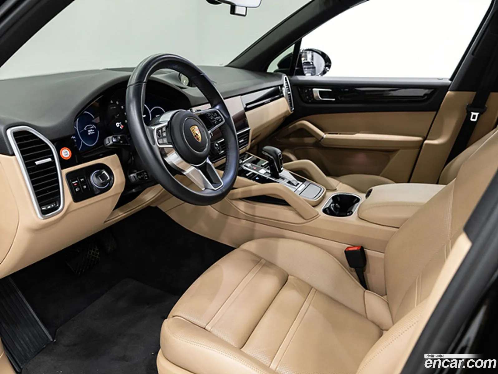 Porsche Cayenne 2023 — 4