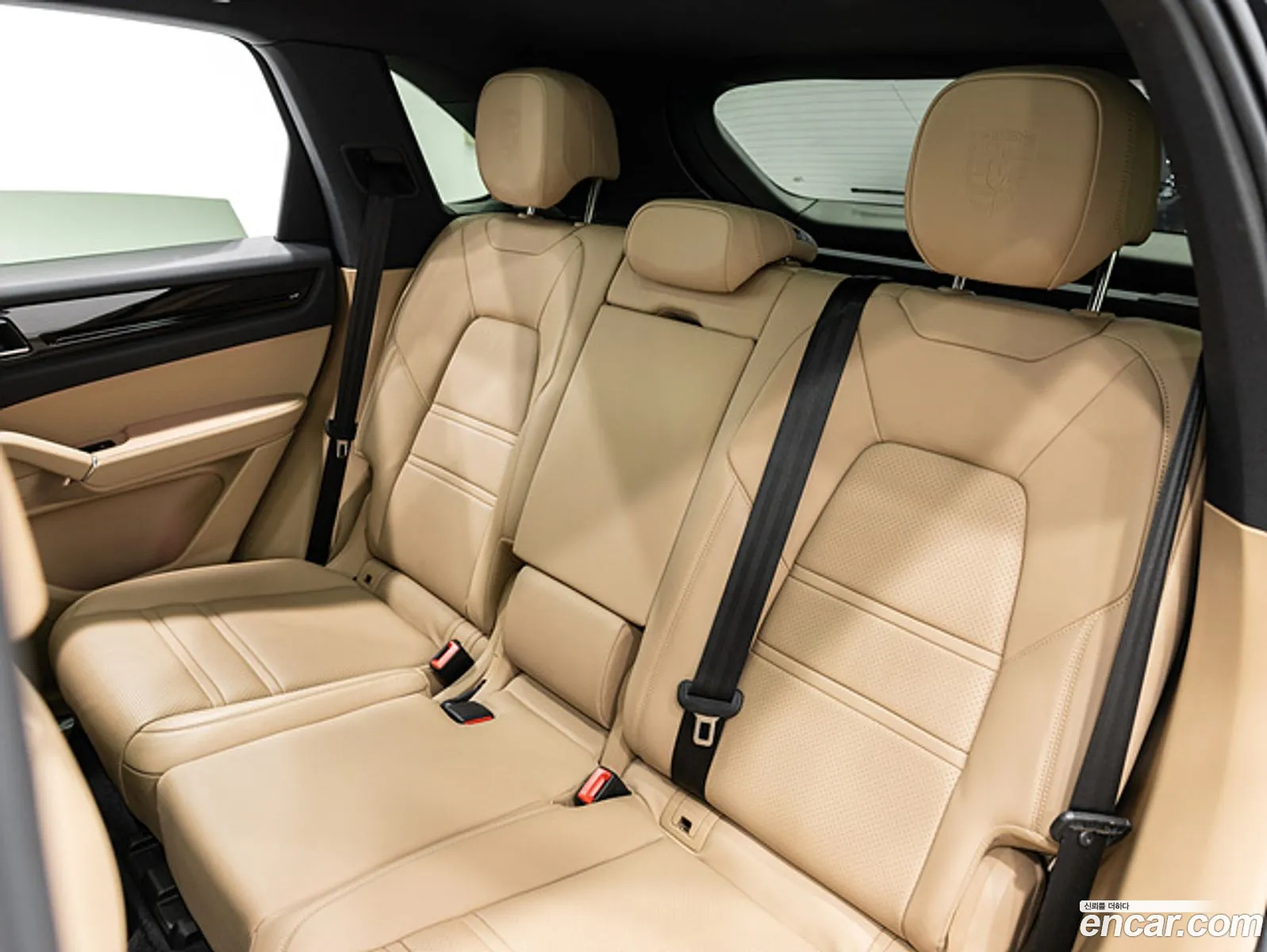 Porsche Cayenne 2023 — 18