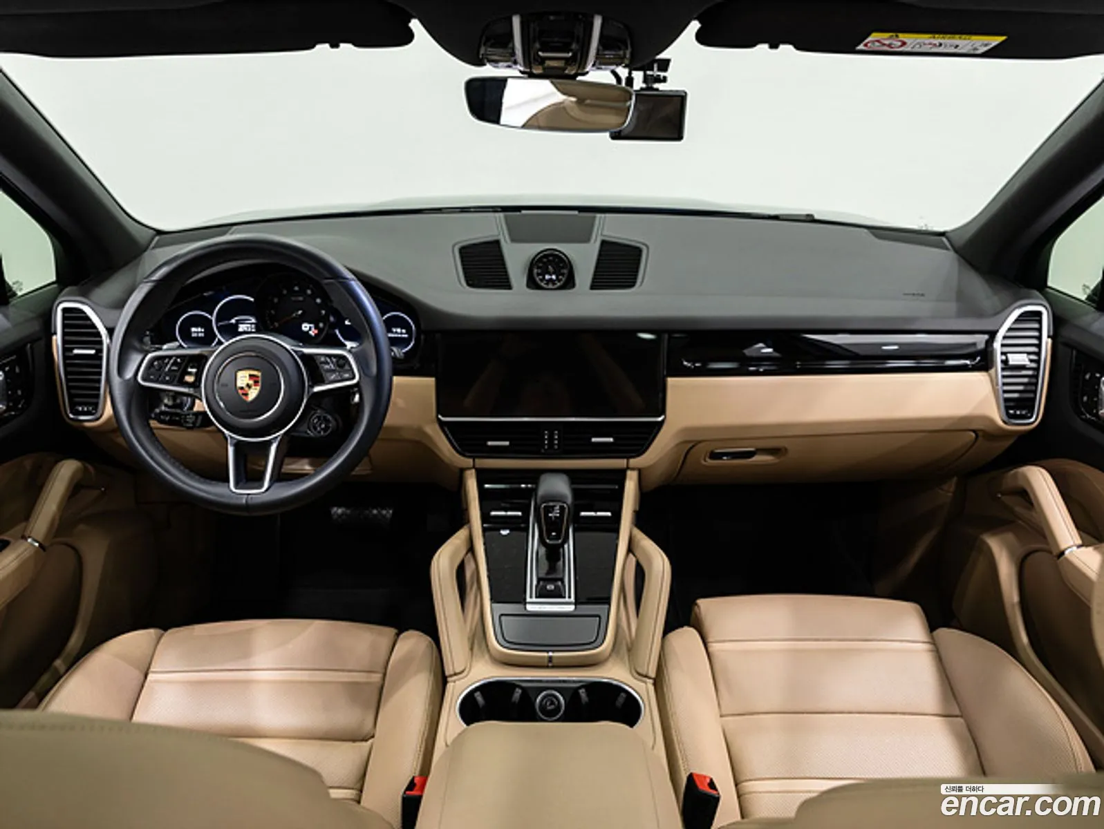 Porsche Cayenne 2023 — 17
