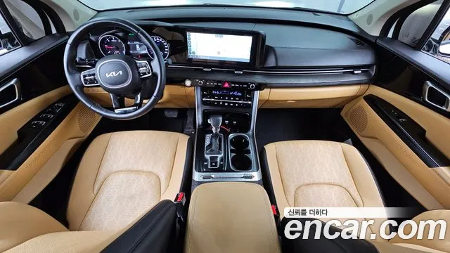 Kia Carnival 2022 — 4
