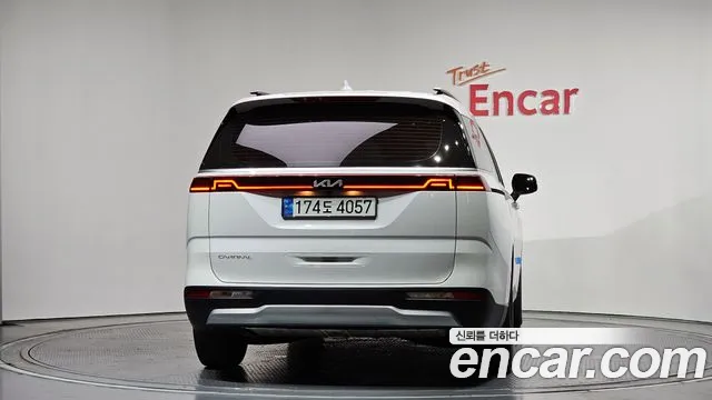 Kia Carnival 2022 — 3