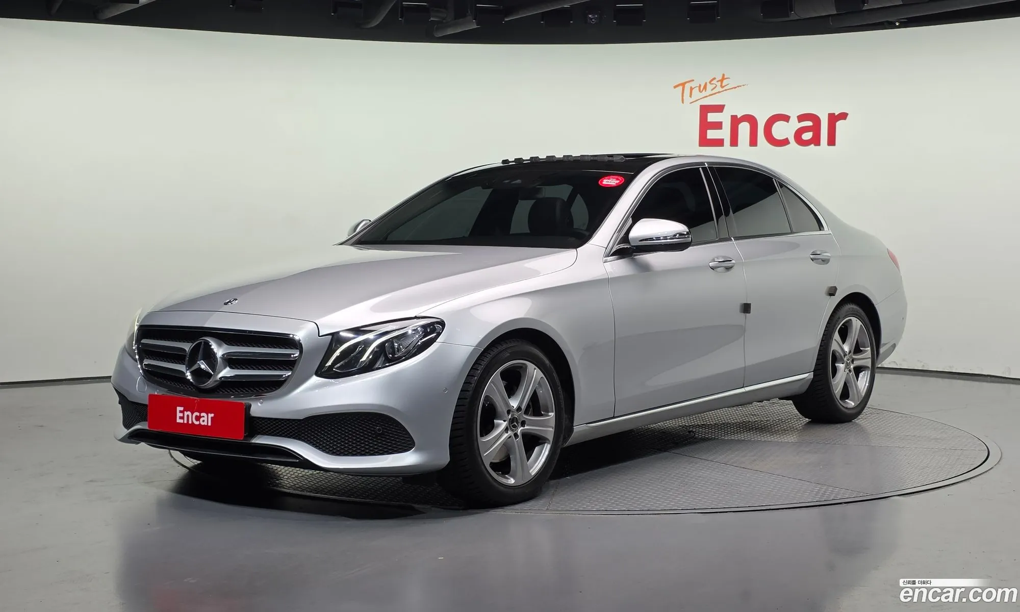 Mercedes-Benz E-Class W213 2018 WDDZF4CB3JA425434 — 5