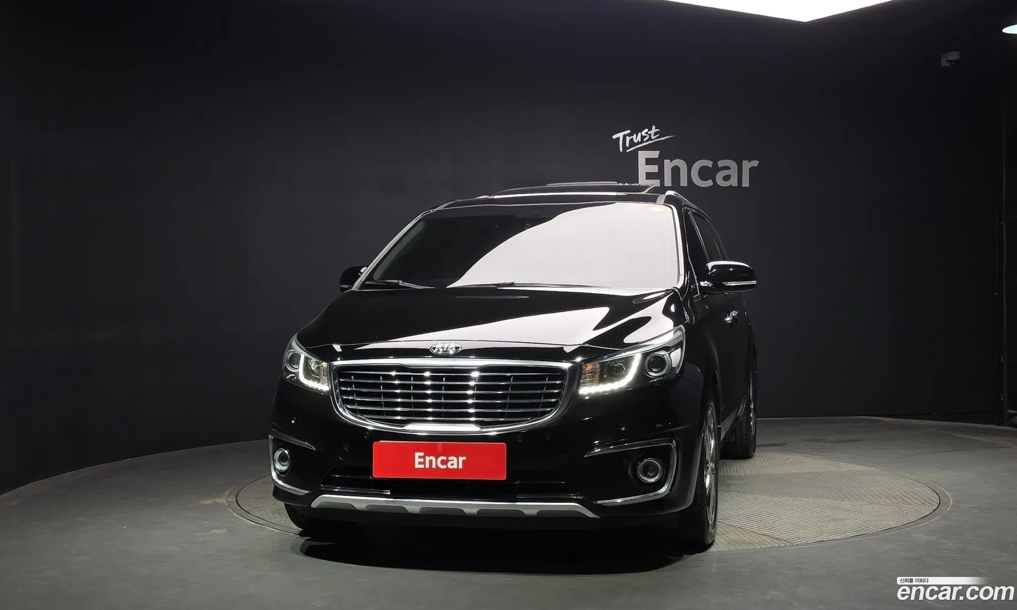 Kia Carnival 2017 — 3